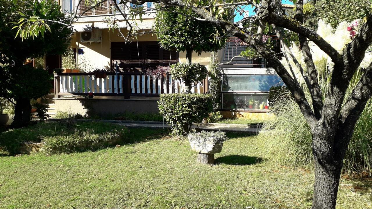 Apartman Darja Umag Eksteriør bilde